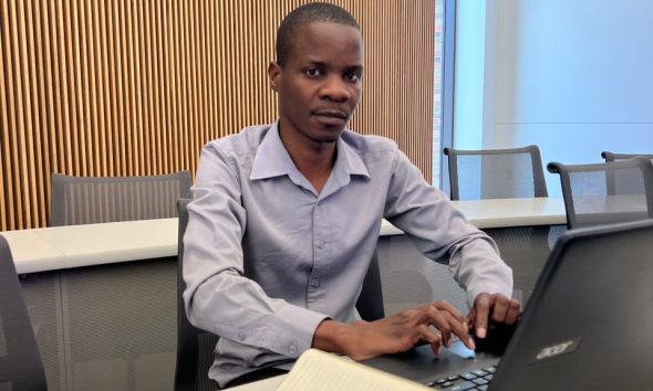 escritor moçambicano